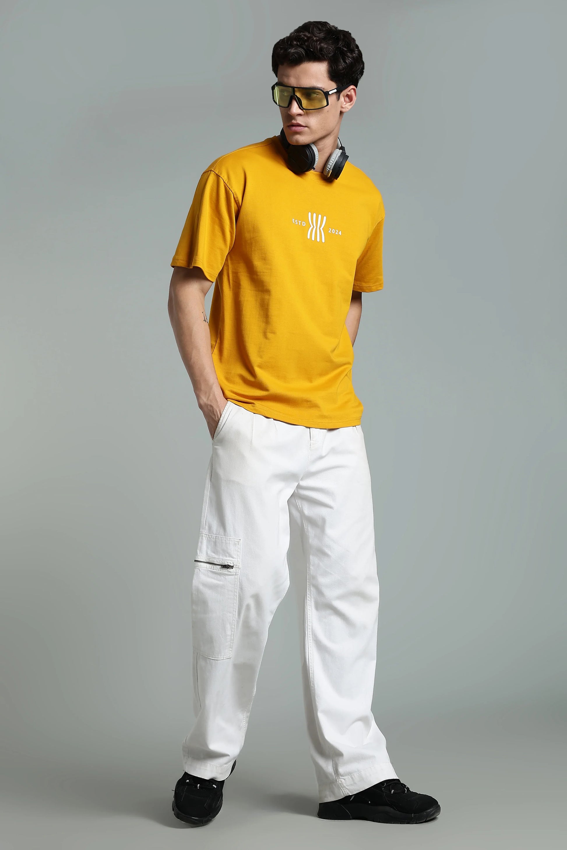 Retro Vision Oversized Graphic T-Shirt - The Kattire