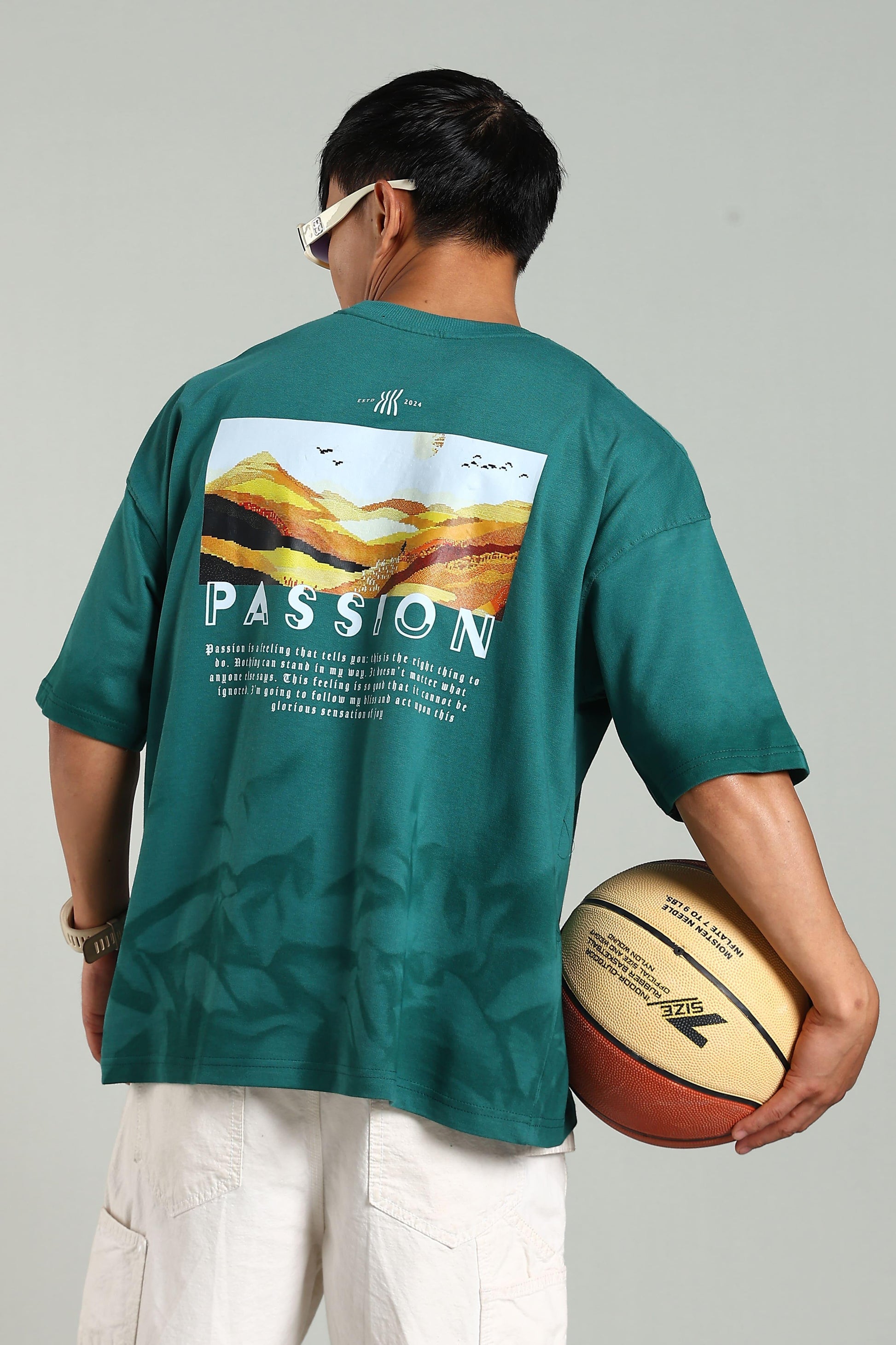 Passion Vista Graphic Oversized T-Shirt - The Kattire