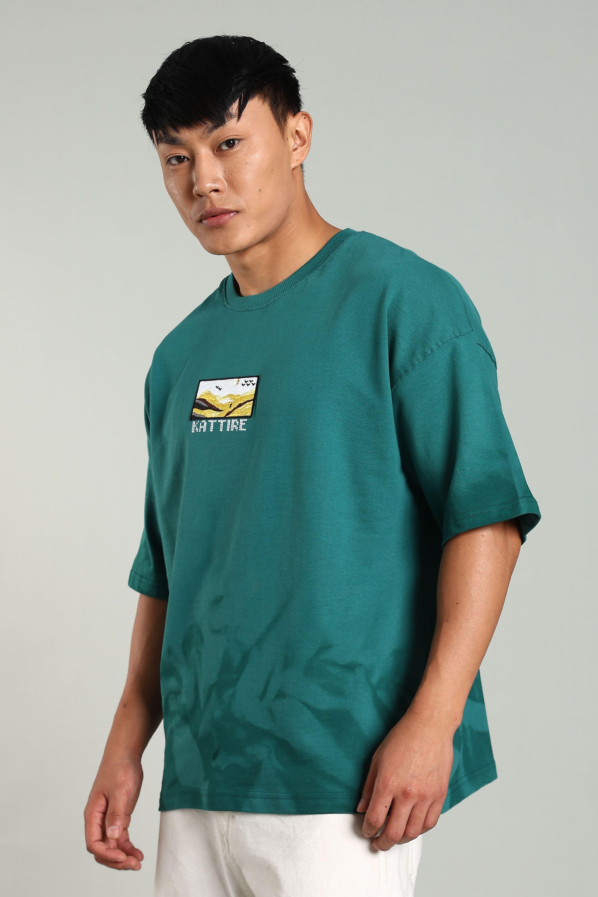 Passion Vista Graphic Oversized T-Shirt - The Kattire
