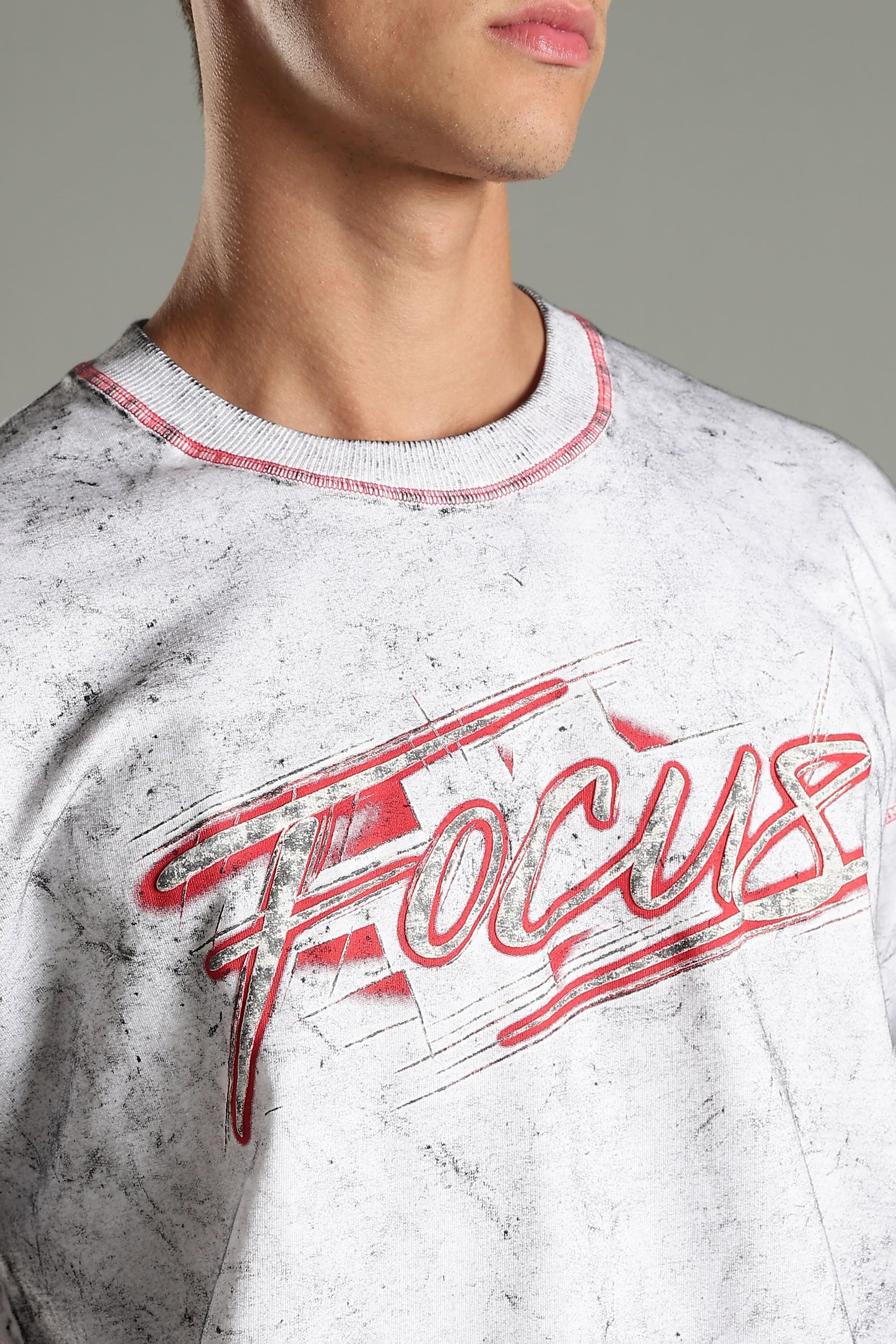 Focus Graphic Oversized T-Shirt - The Kattire