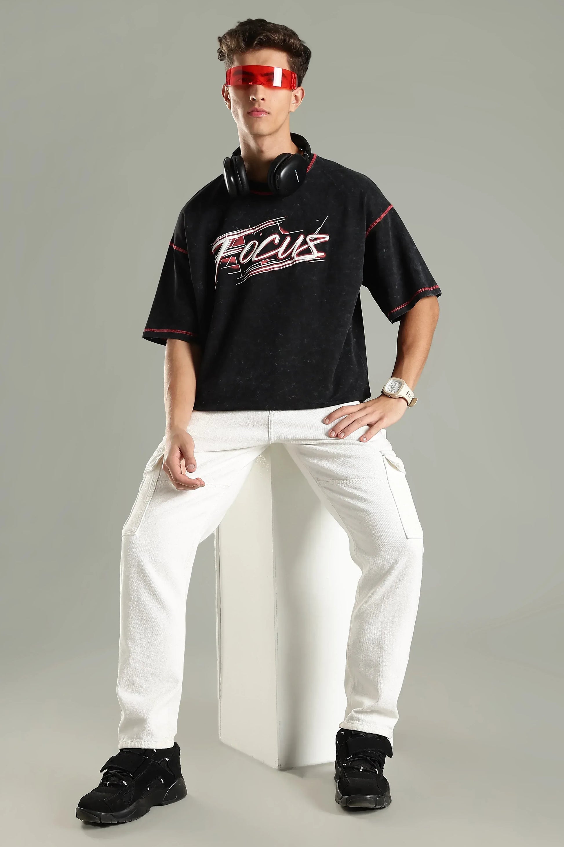 Focus Graphic Oversized T-Shirt - The Kattire