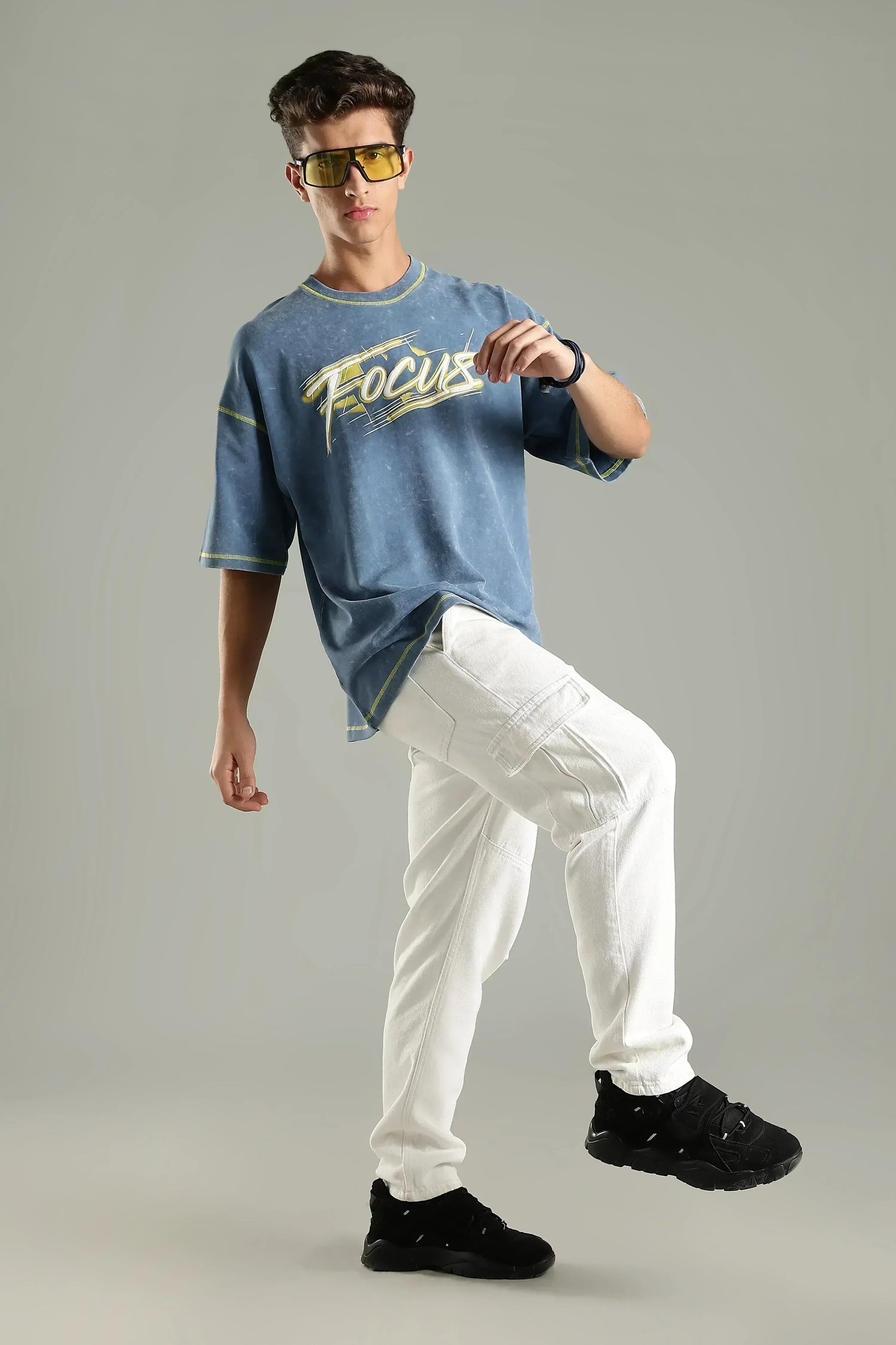 Focus Graphic Oversized T-Shirt - The Kattire