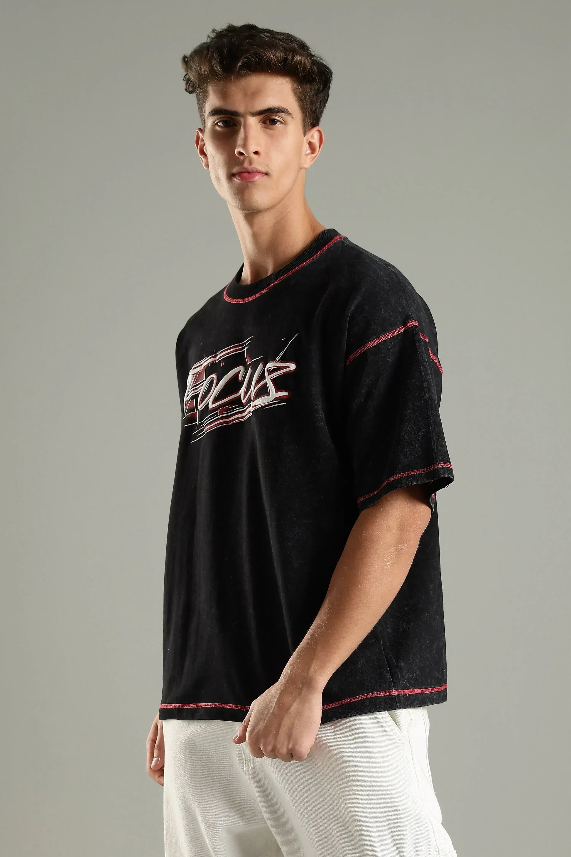 Focus Graphic Oversized T-Shirt - The Kattire